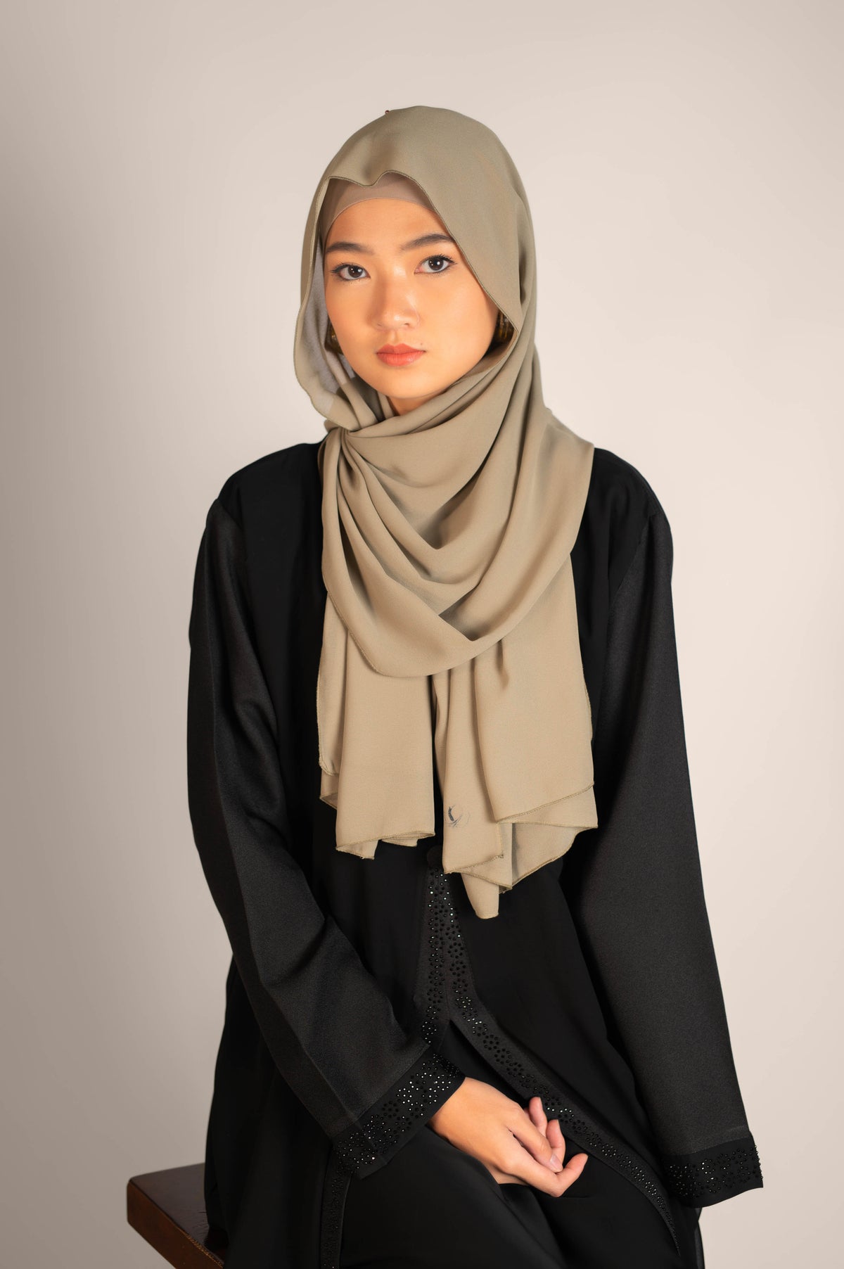 Fairy Tale Crystal Embellished Border Abaya