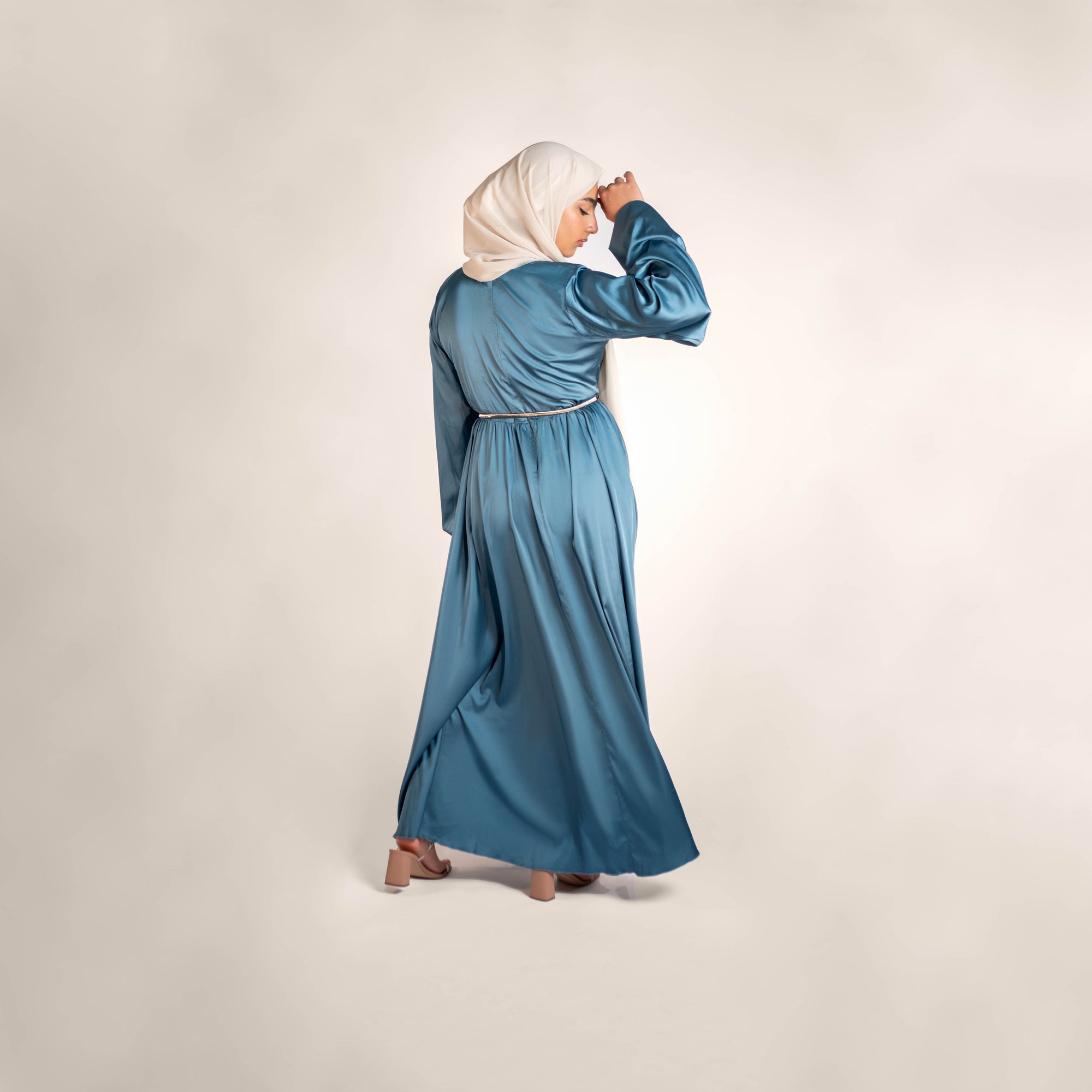 Dazzling Delights Puffy Sleeve Flowy Satin Grown