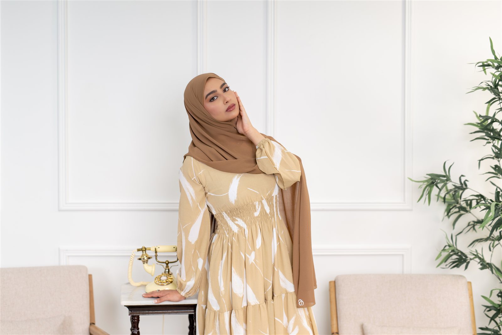 Noor champagne feather-print dress