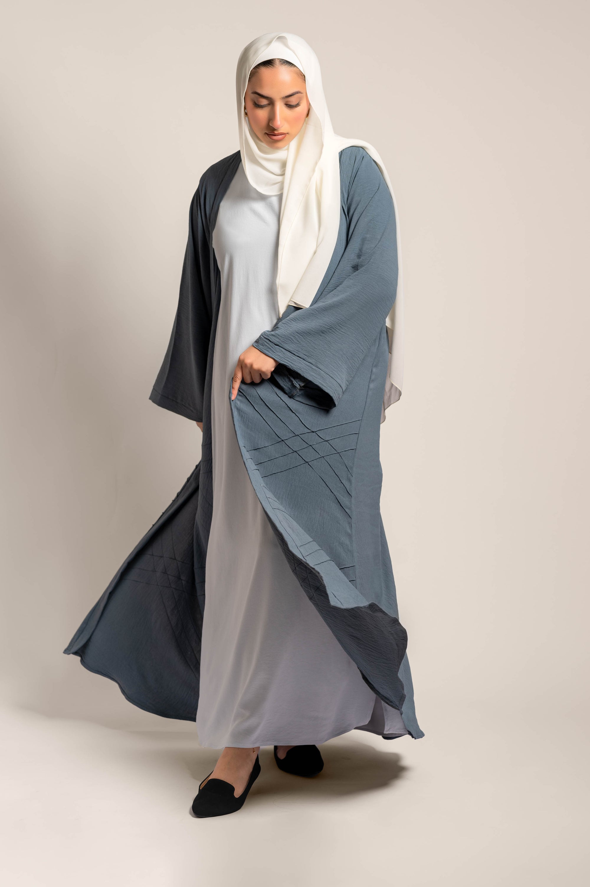 Blush Lady Embroidered Abaya with Inner